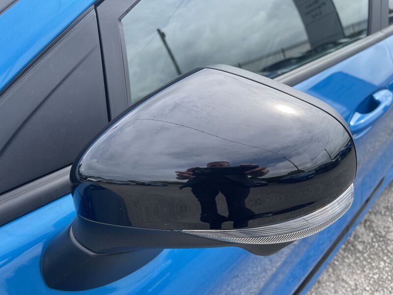 More views of Ford Puma