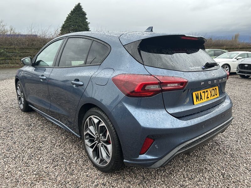 More views of Ford Focus