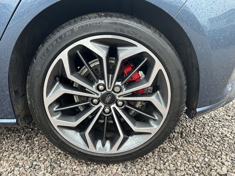 More views of Ford Focus