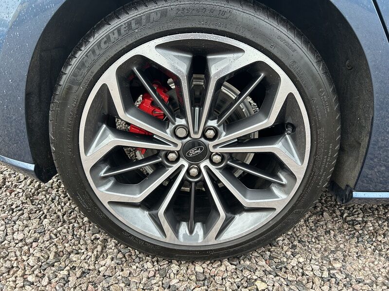 More views of Ford Focus