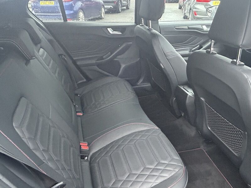 More views of Ford Focus