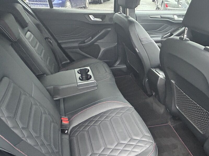 More views of Ford Focus