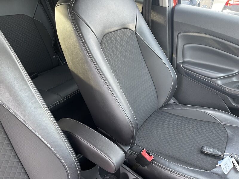 More views of Ford EcoSport