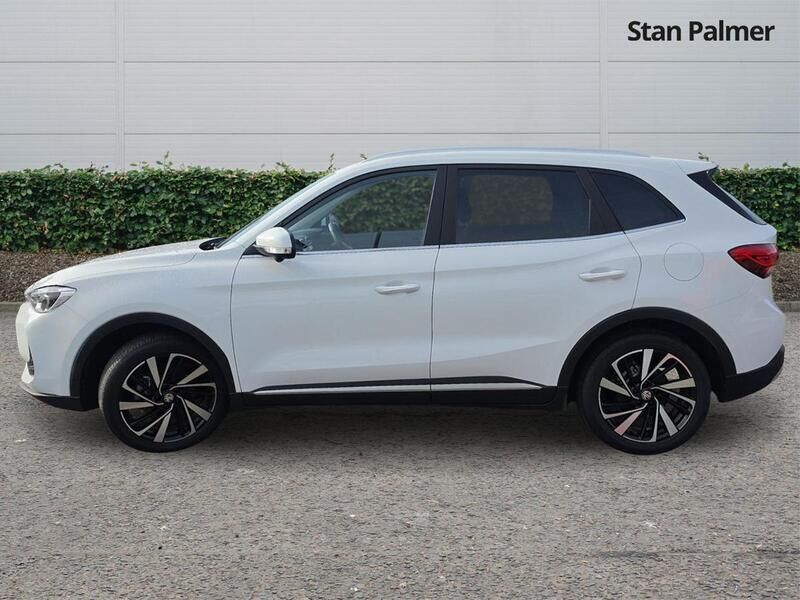 More views of MG ZS
