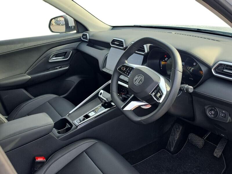 More views of MG ZS