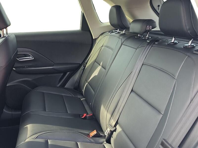 More views of MG ZS