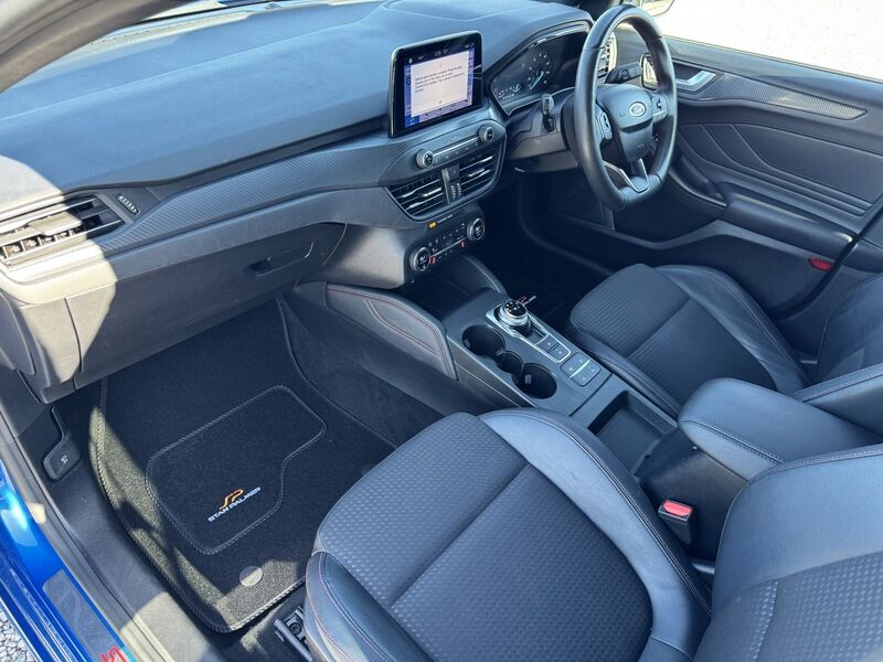 More views of Ford Focus