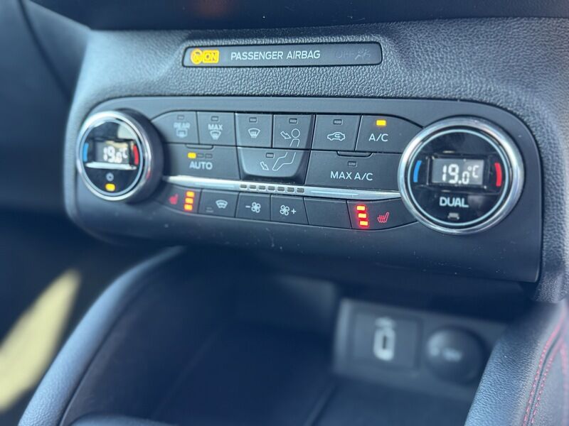 More views of Ford Focus