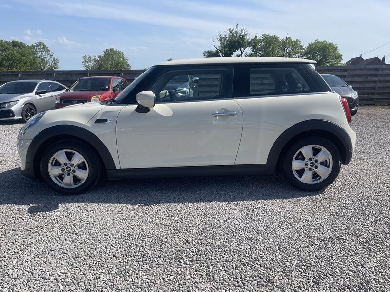 More views of MINI Hatch