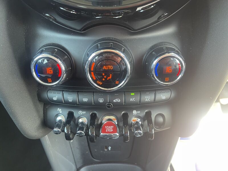 More views of MINI Hatch