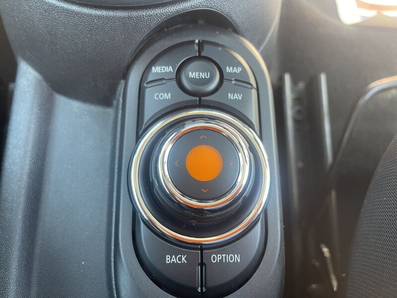 More views of MINI Hatch