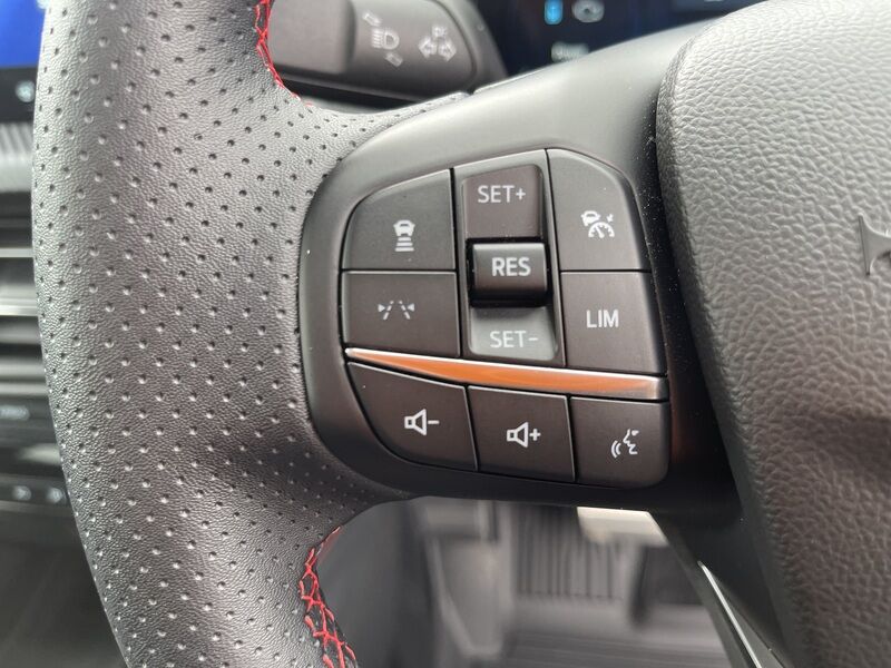 More views of Ford Kuga