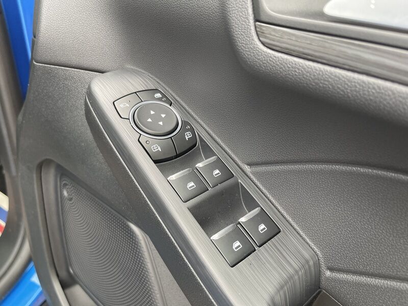 More views of Ford Kuga