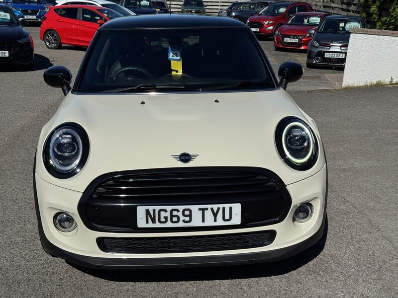 More views of MINI Hatch