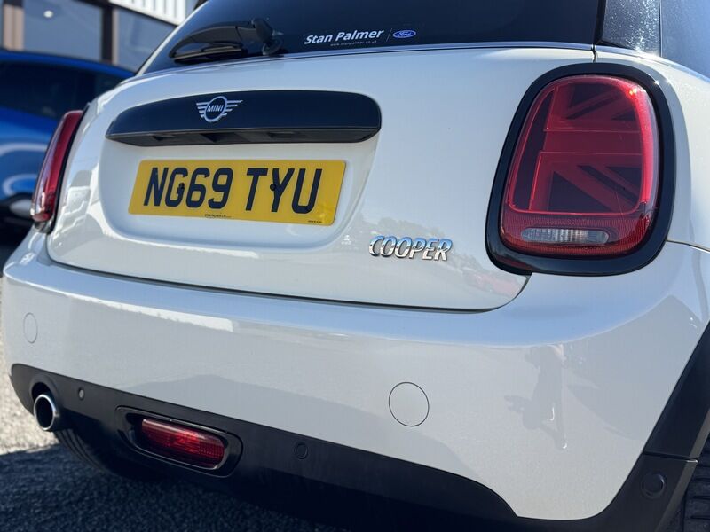 More views of MINI Hatch