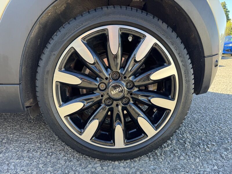 More views of MINI Hatch