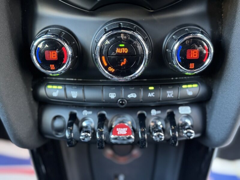 More views of MINI Hatch