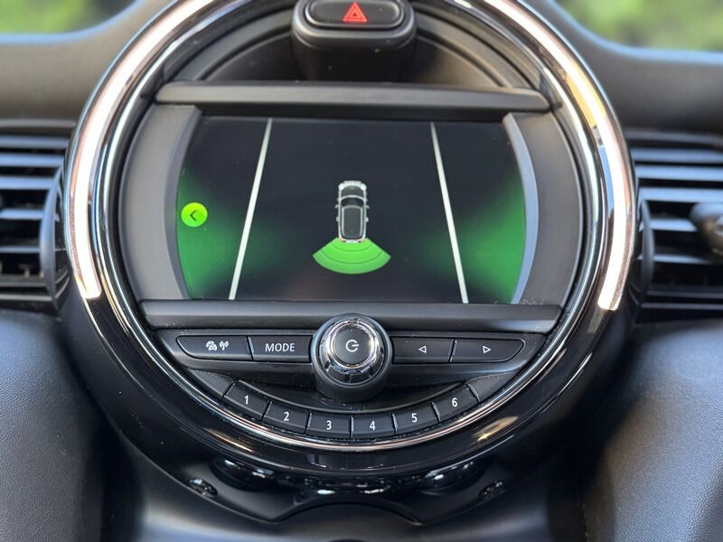 More views of MINI Hatch