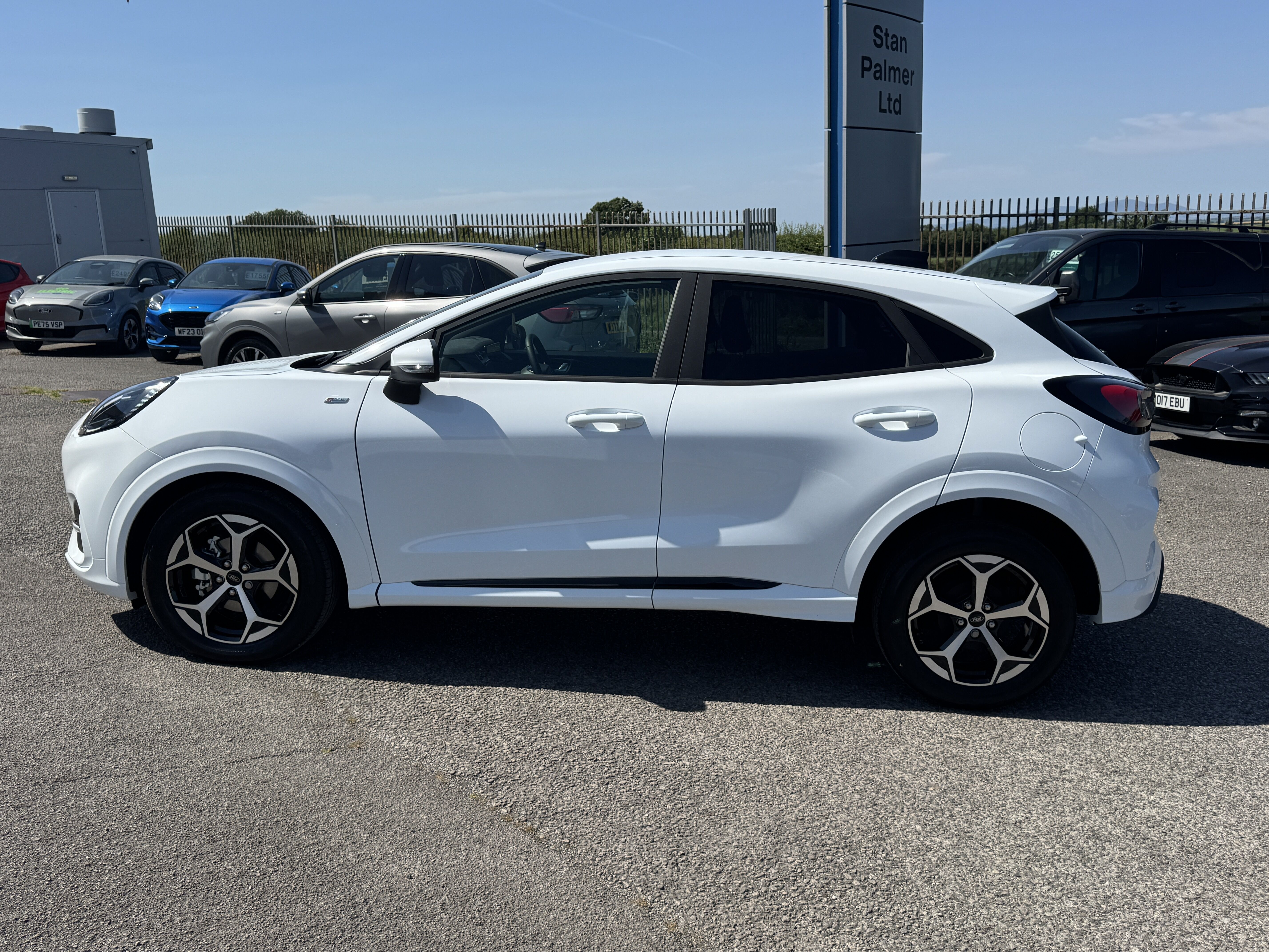 More views of Ford Puma