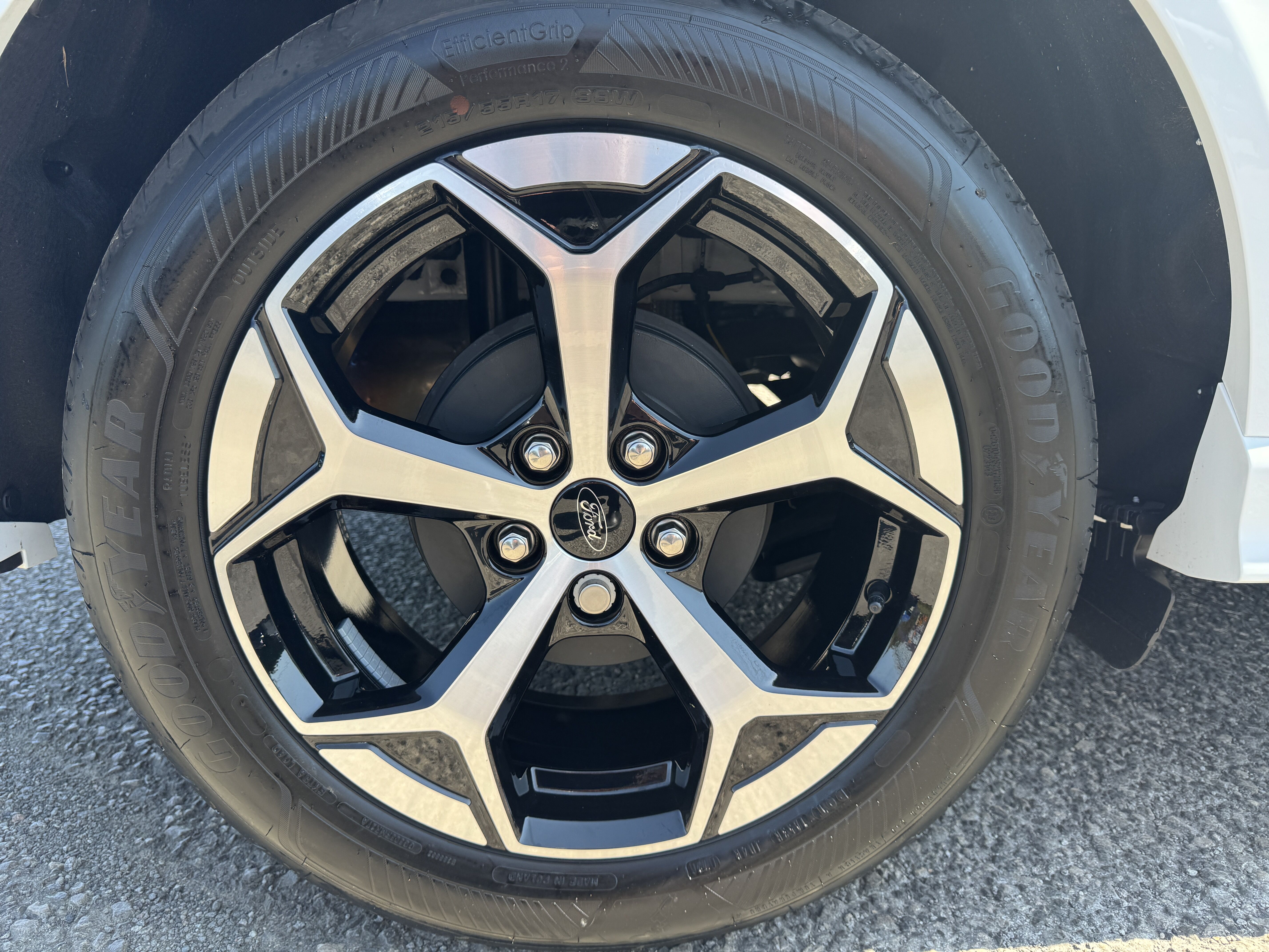 More views of Ford Puma