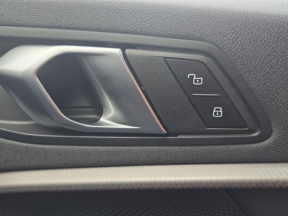 More views of BMW 1 Series
