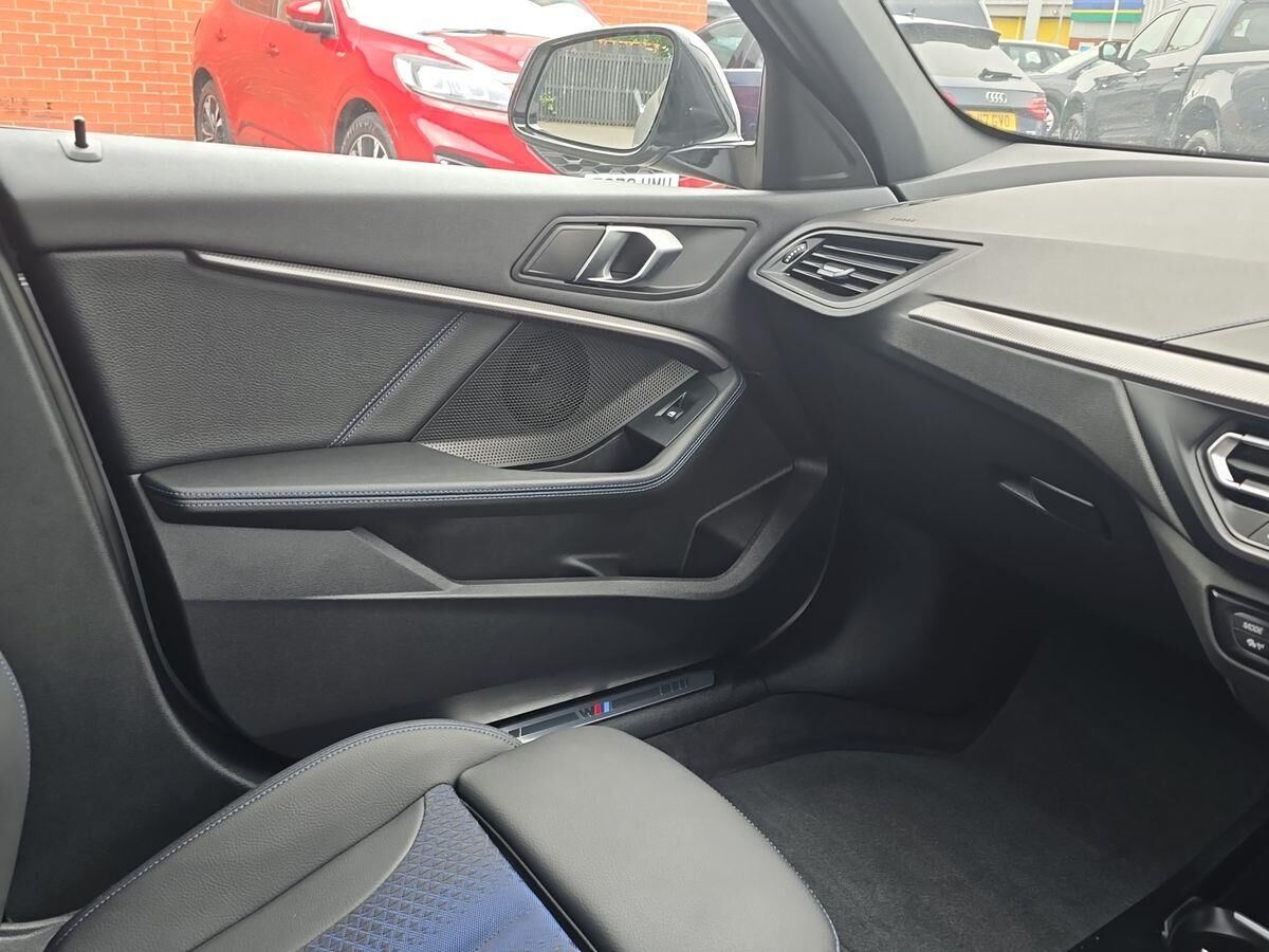 More views of BMW 1 Series