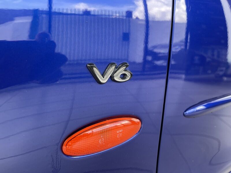 More views of Ford Mondeo