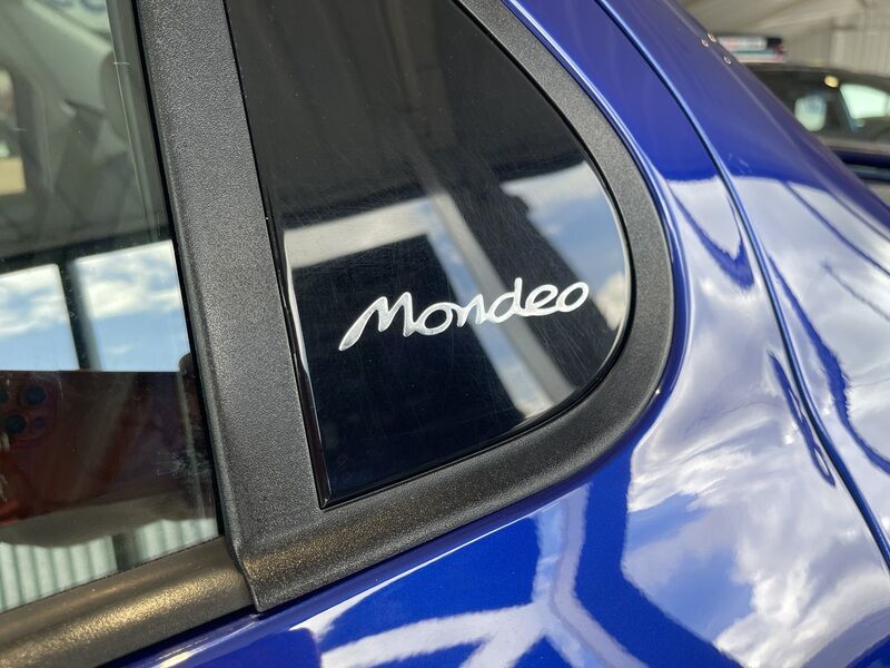 More views of Ford Mondeo