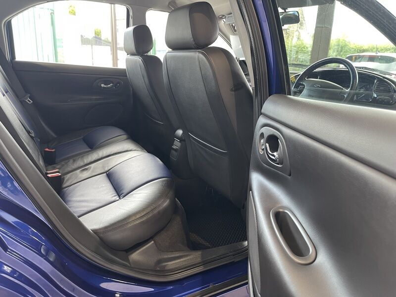 More views of Ford Mondeo