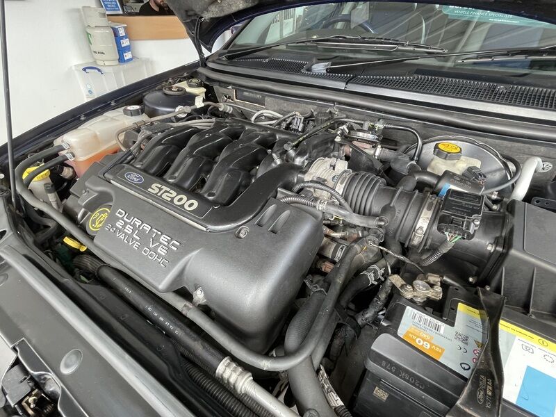 More views of Ford Mondeo