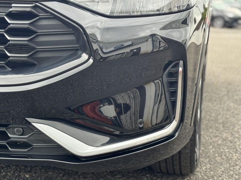 More views of Ford Kuga