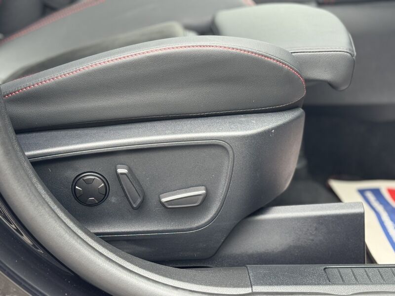 More views of Ford Kuga
