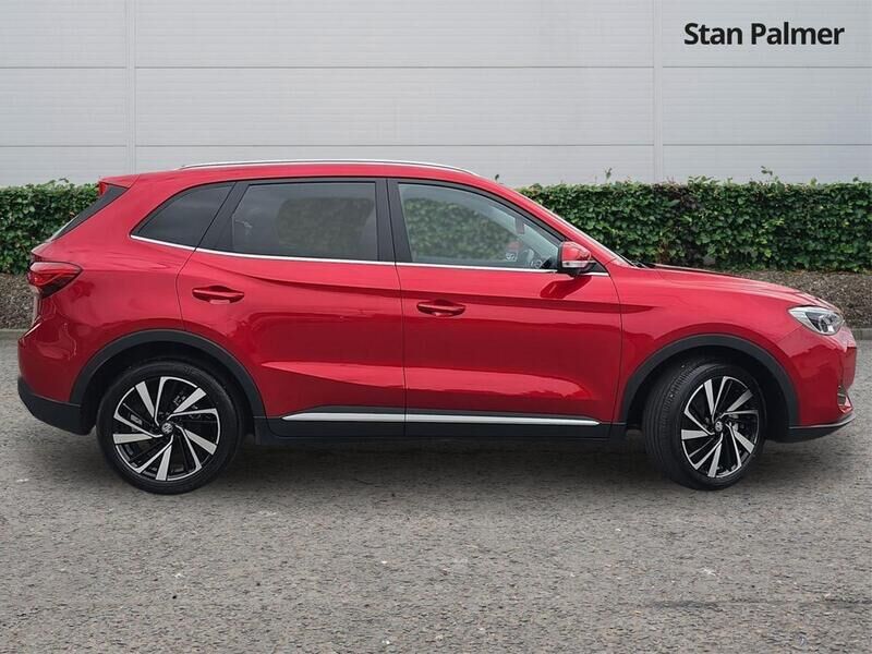 More views of MG ZS