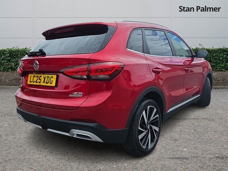 More views of MG ZS