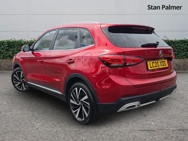 More views of MG ZS