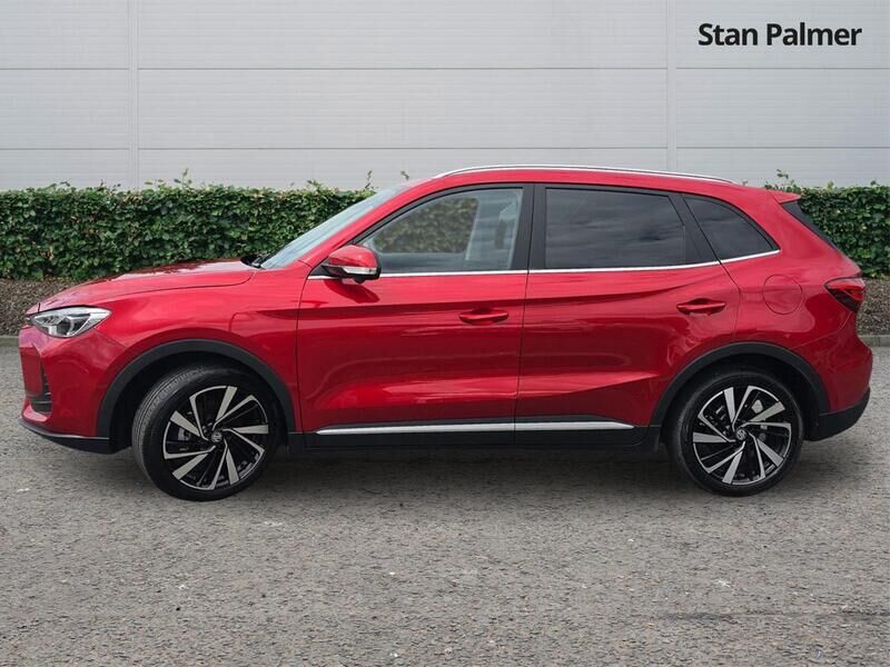 More views of MG ZS