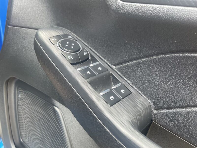 More views of Ford Kuga