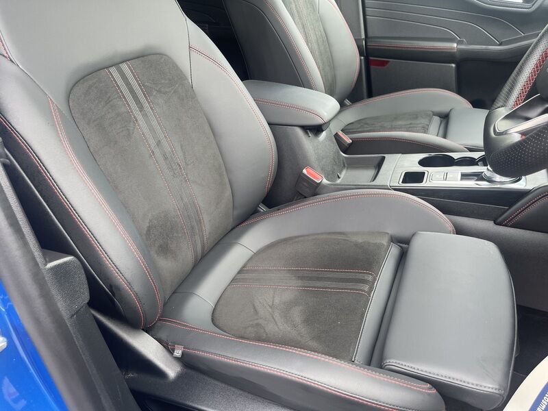 More views of Ford Kuga