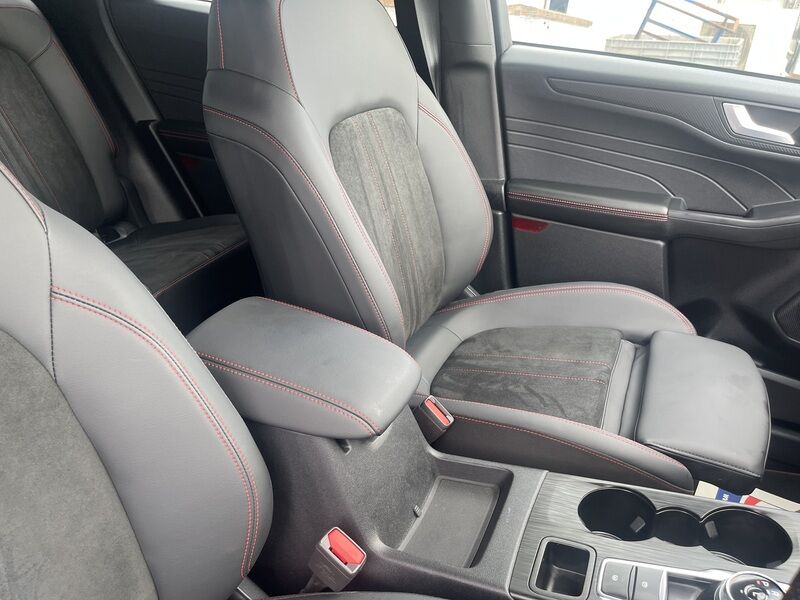 More views of Ford Kuga