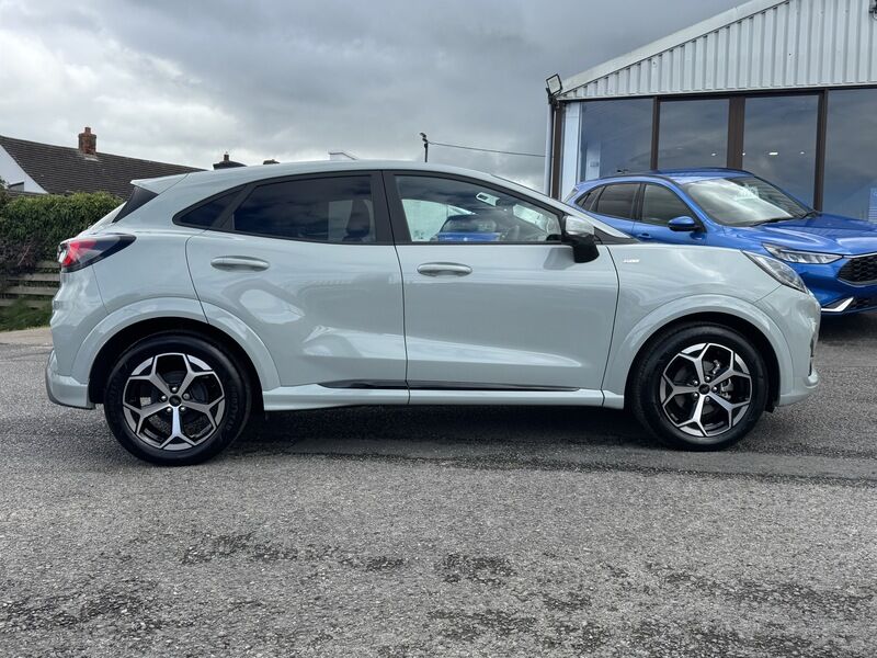 More views of Ford Puma