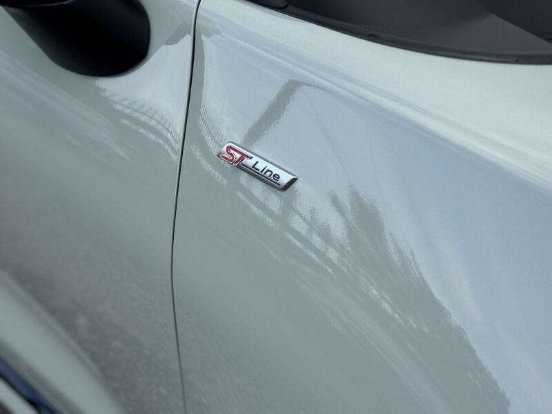 More views of Ford Puma