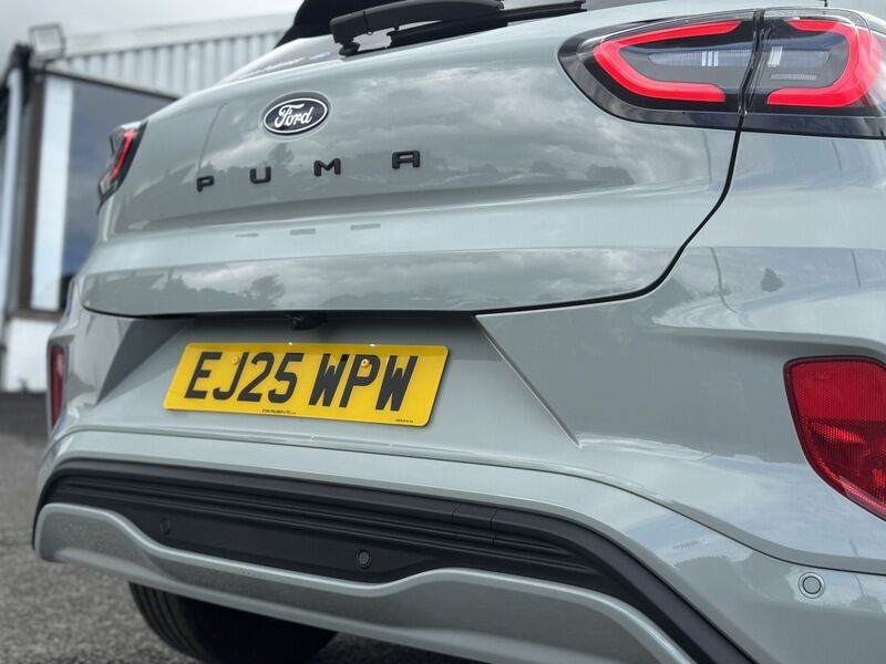 More views of Ford Puma
