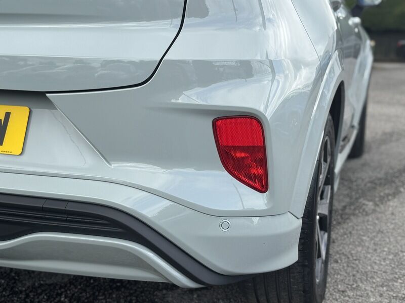 More views of Ford Puma