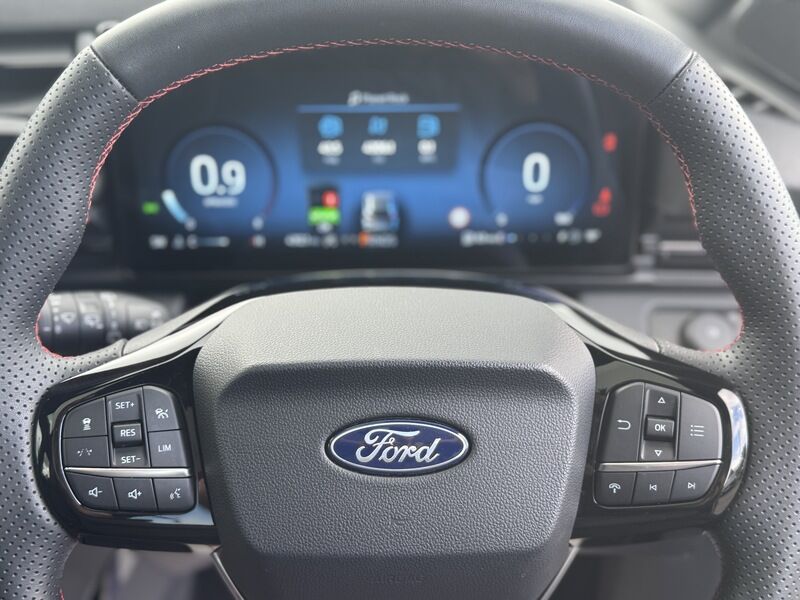 More views of Ford Puma