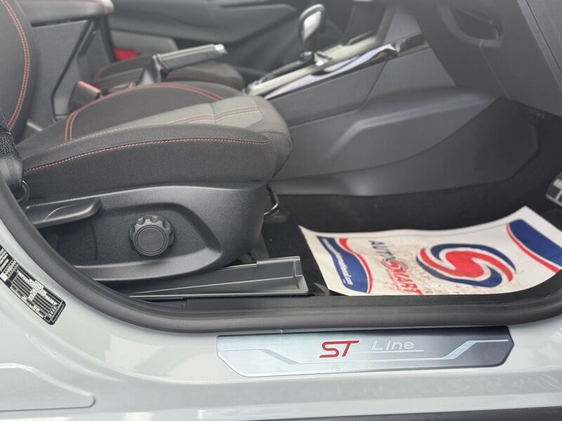 More views of Ford Puma