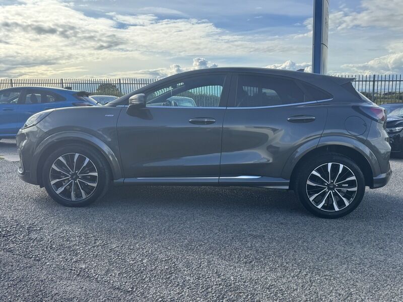 More views of Ford Puma