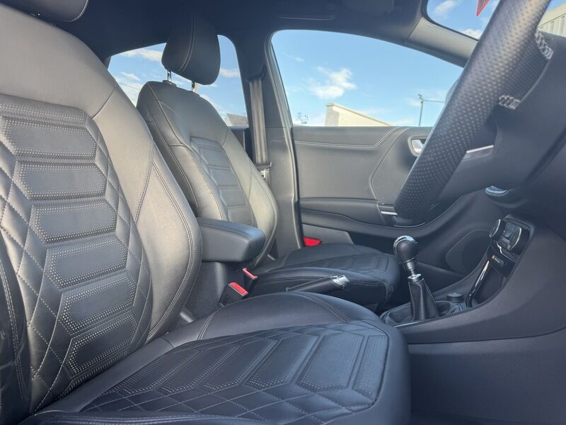 More views of Ford Puma