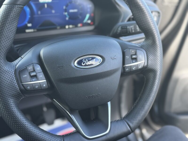 More views of Ford Puma