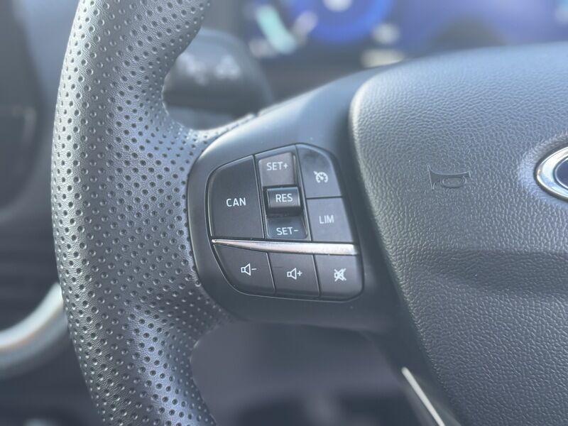 More views of Ford Puma