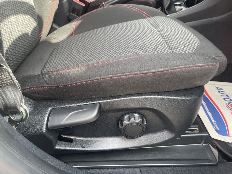 More views of Ford Puma